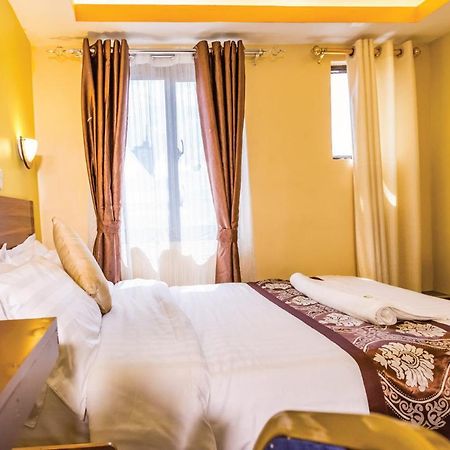 Hotel Green Court ナイロビ エクステリア 写真