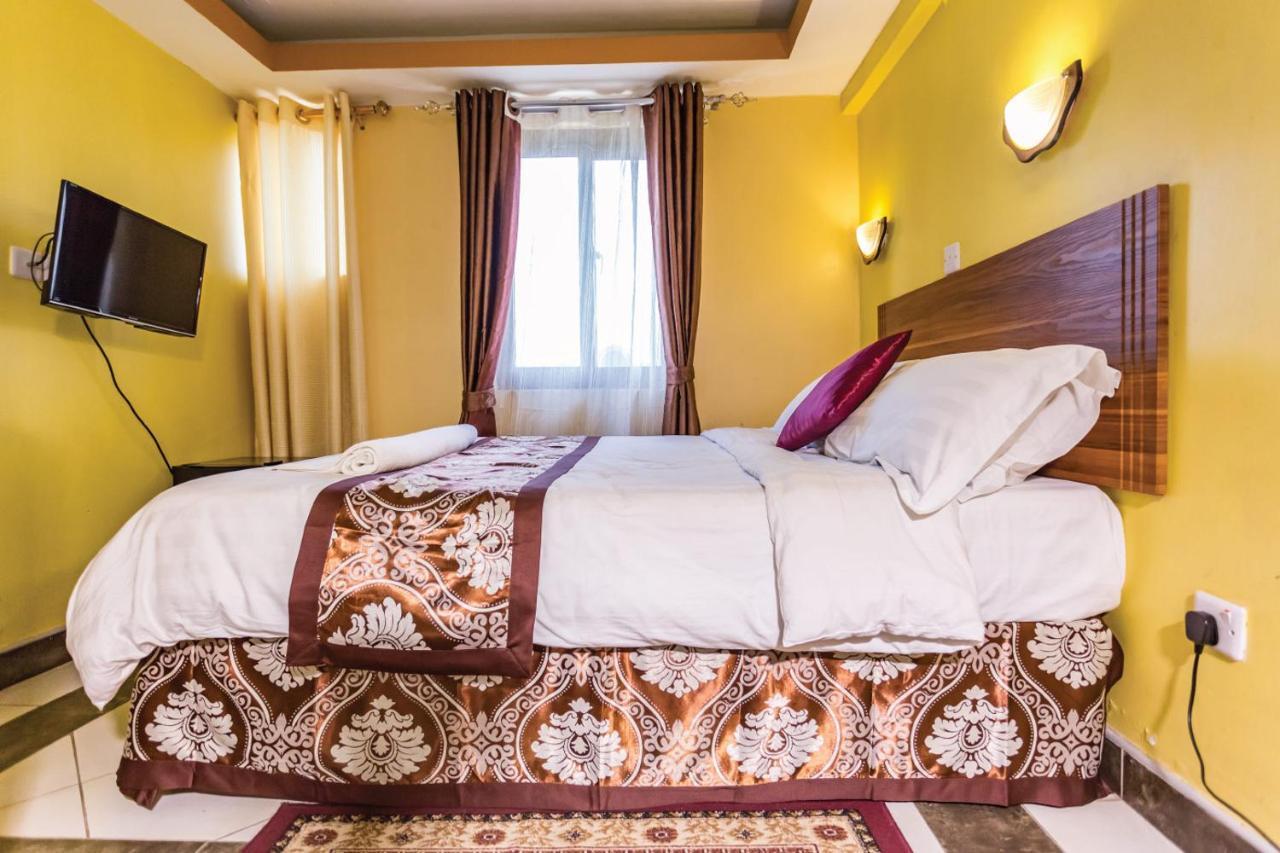 Hotel Green Court ナイロビ エクステリア 写真